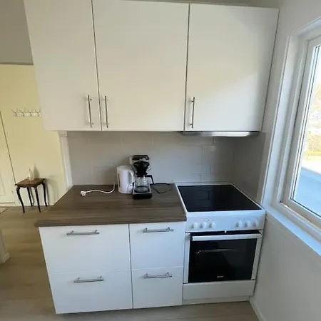 Daire Lovely 2 Bedroom With Free Parking Bergen