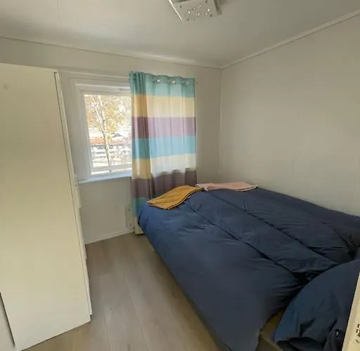 Lovely 2 Bedroom With Free Parking * Bergen