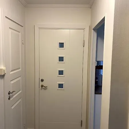 Lovely 2 Bedroom With Free Parking Apartment