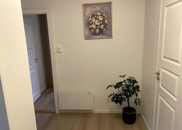 Διαμέρισμα Lovely 2 Bedroom With Free Parking *